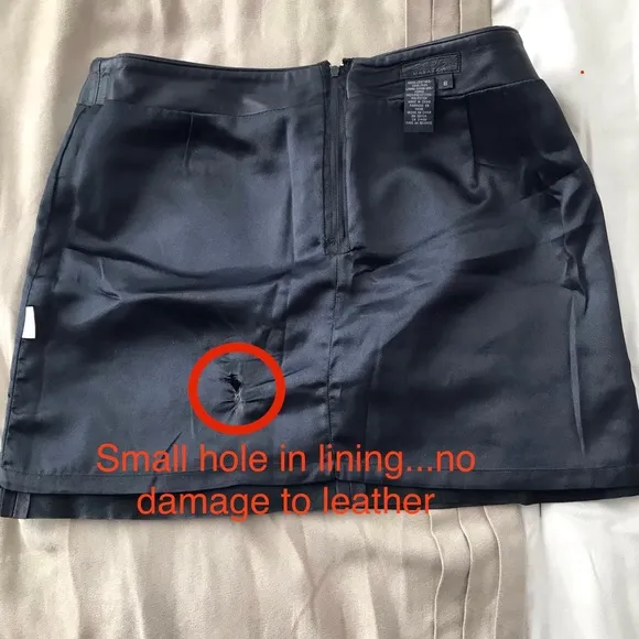 🖤 BCBGMaxAzria Mini 💯 Leather Skirt