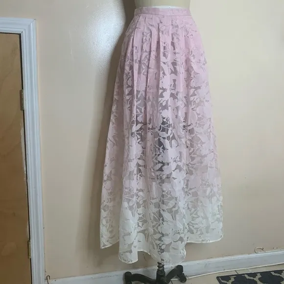 0184 NWT Anthro Stella &amp; Jamie Lace Maxi Skirt