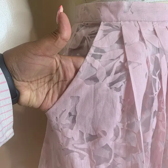 0184 NWT Anthro Stella &amp; Jamie Lace Maxi Skirt