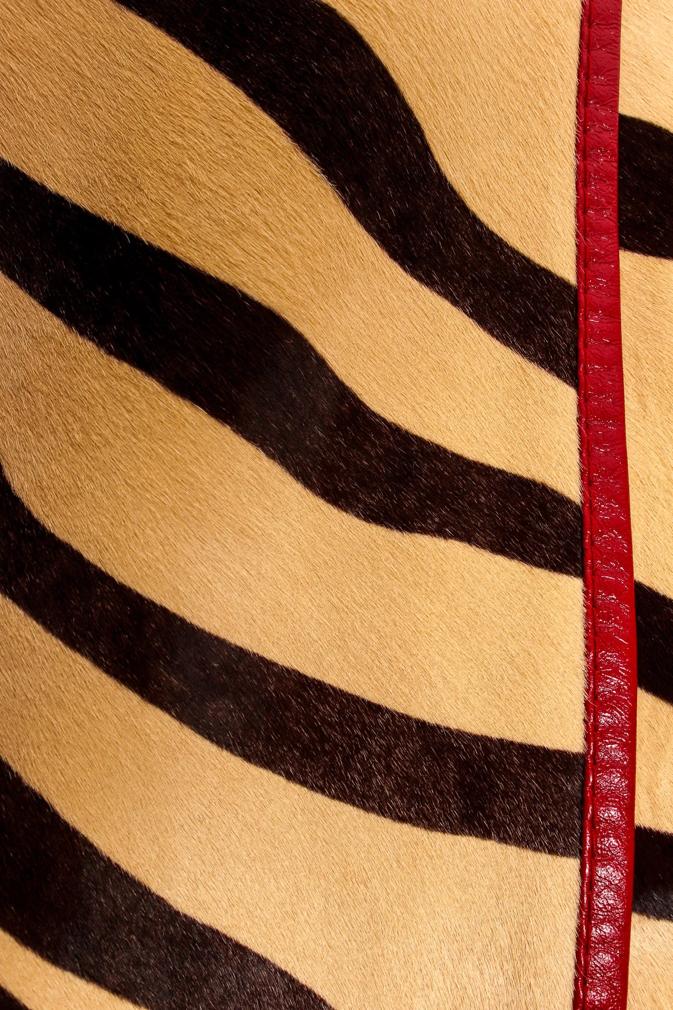 2019 Pre-Fall Tiger Print Pony Hair Leather Skirt