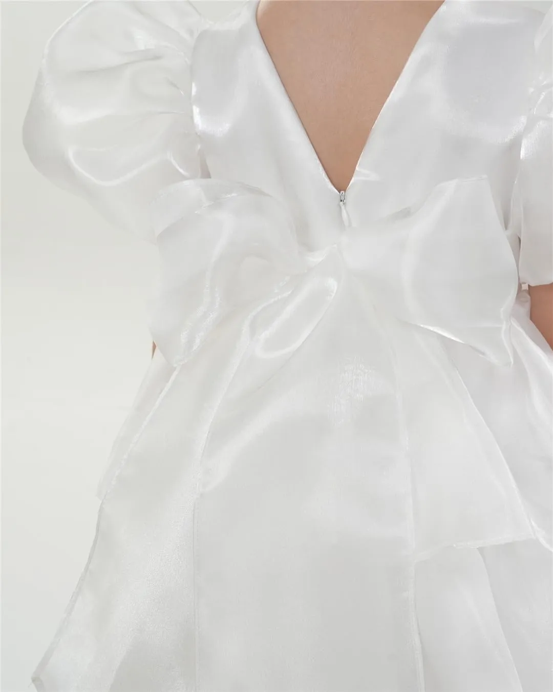 2Bunnies Girls' Organza Puff Sleeve Bow Tiered Fit & Flare Dress