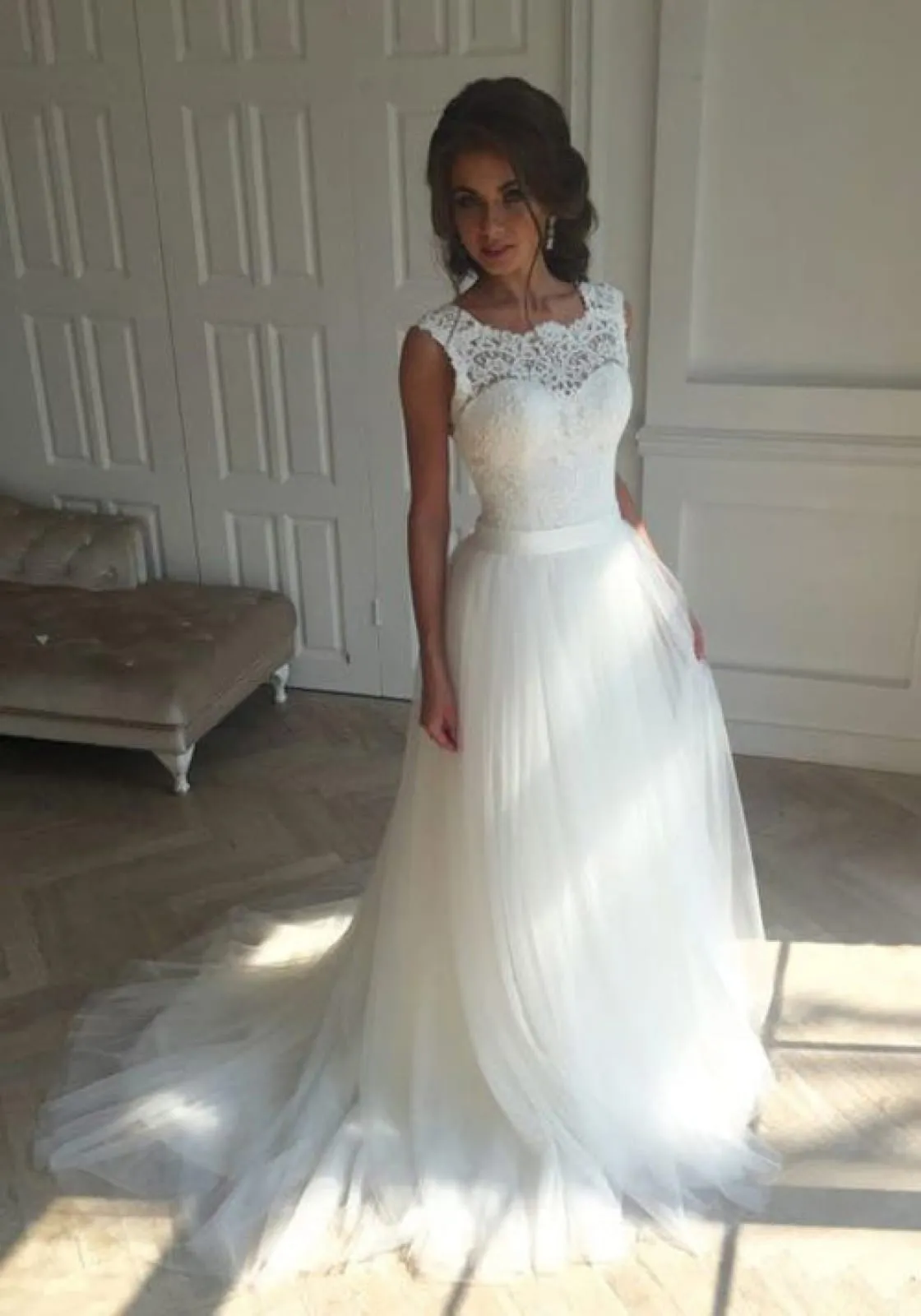 A-line Sleeveless Court Train  Lace Tulle Bridal Gown Wedding Dress