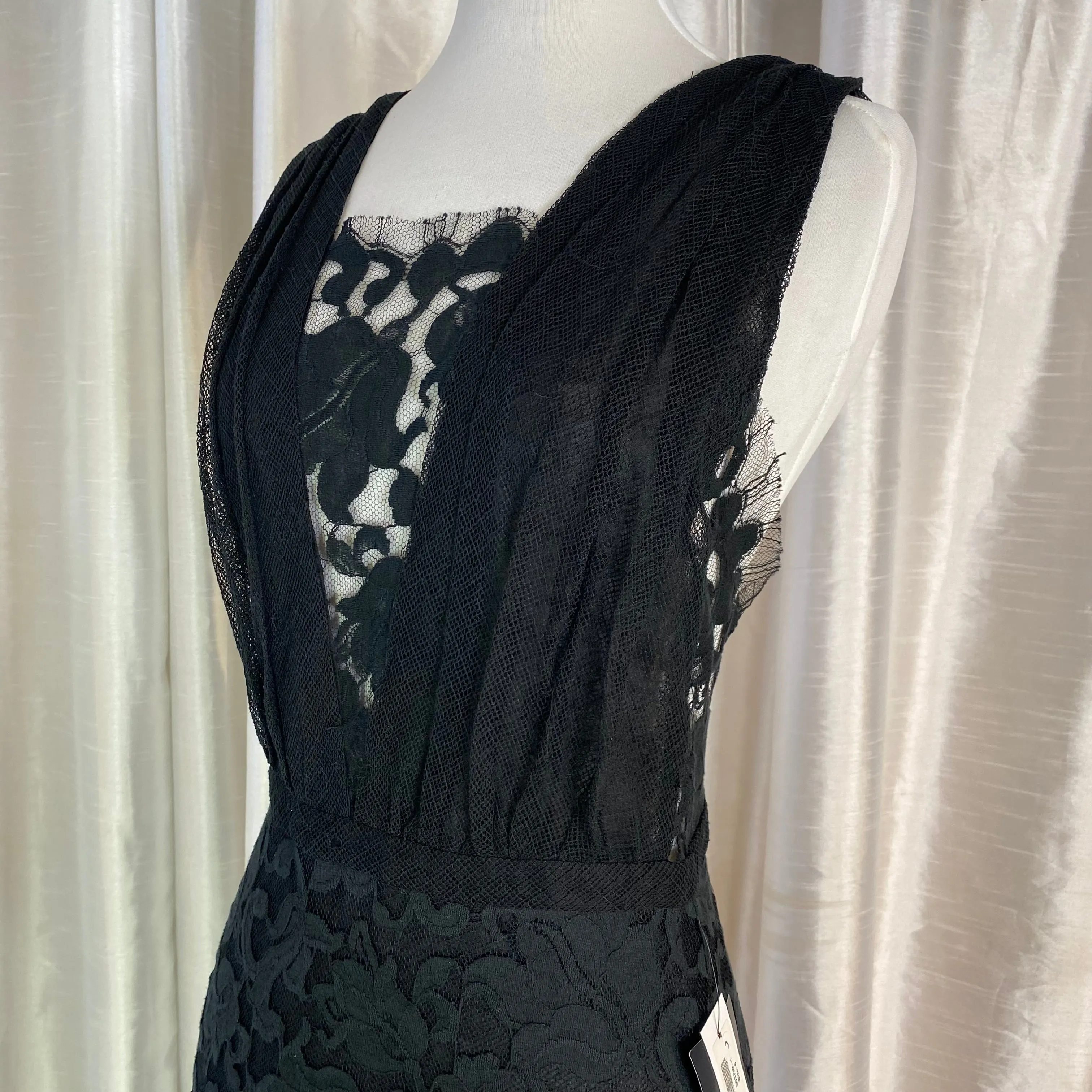 ADAM LIPPES Long Black Lace & Tulle Gown Size 6 NWT
