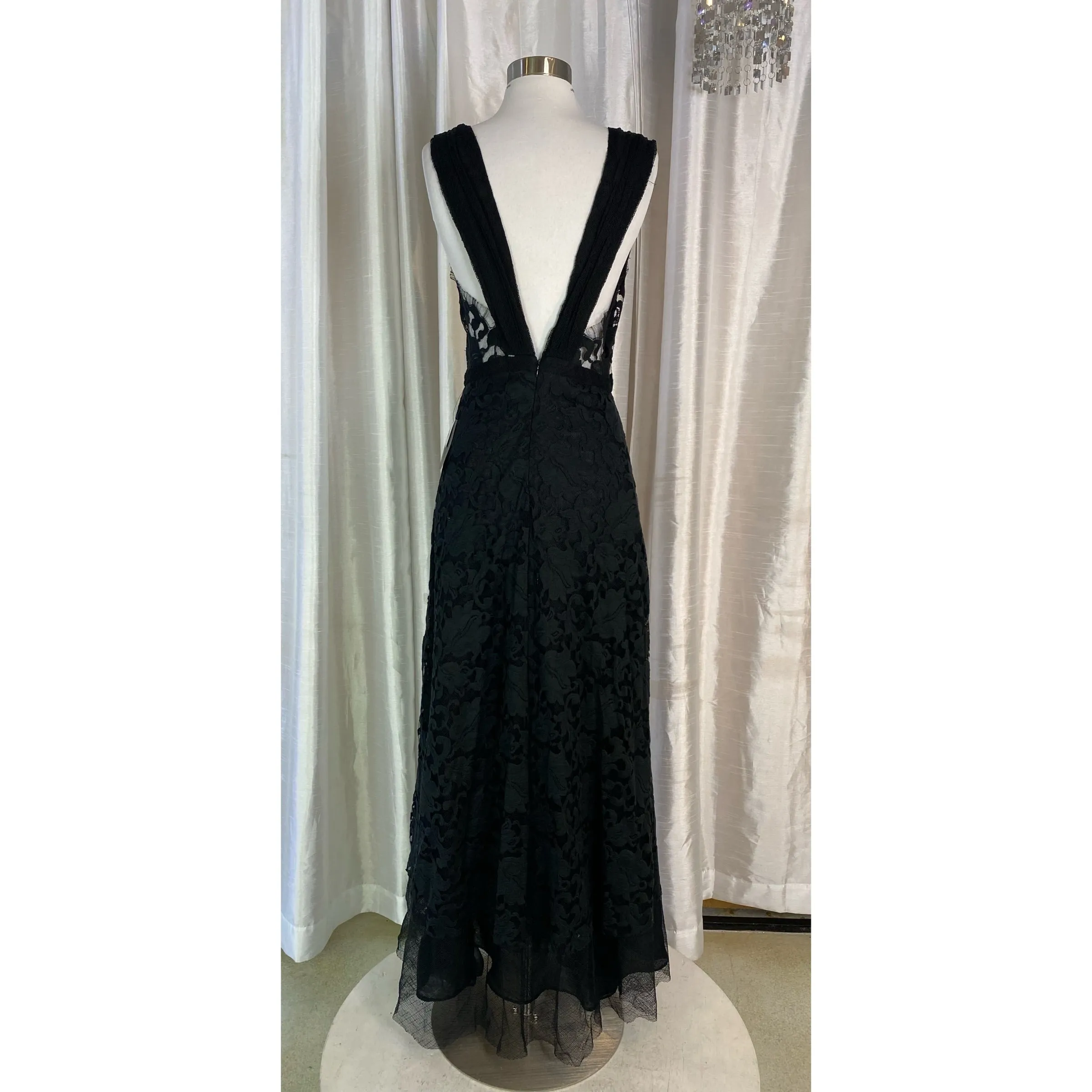 ADAM LIPPES Long Black Lace & Tulle Gown Size 6 NWT