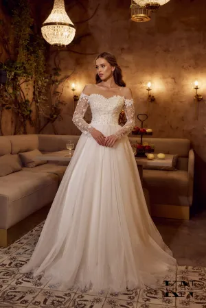 Alessandra Size 10