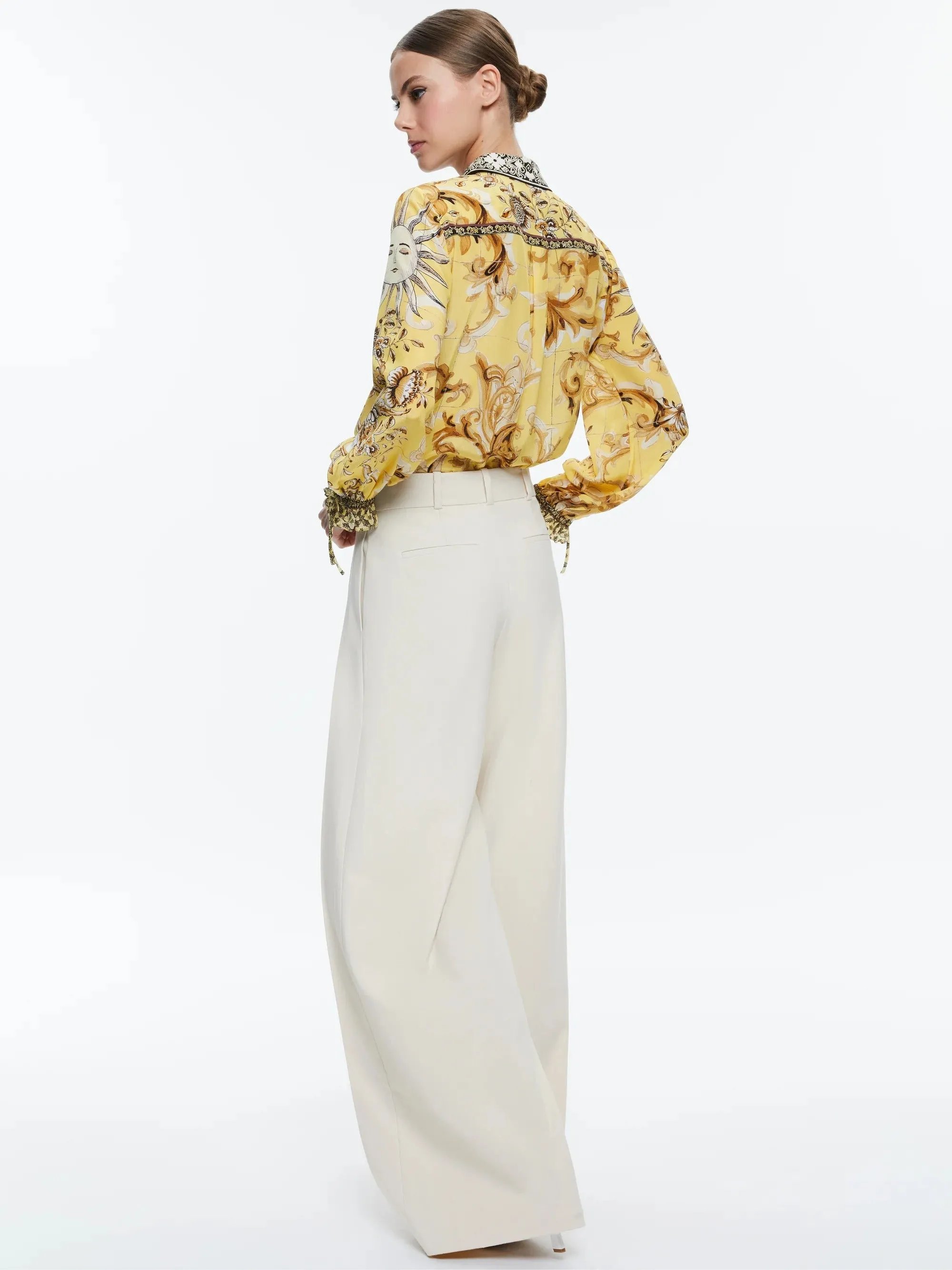 Alice   Olivia Willa Tie Sleeve Top in Lisboa Lemon Meringue