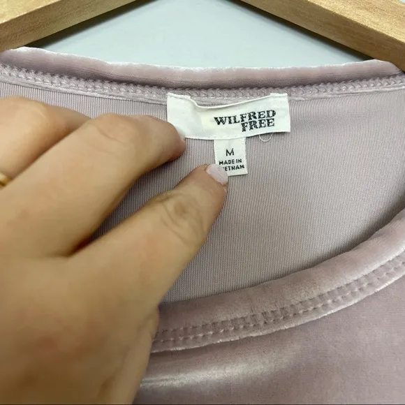 Aritzia Wilfred Free Pink Velour Bela Skirt Set