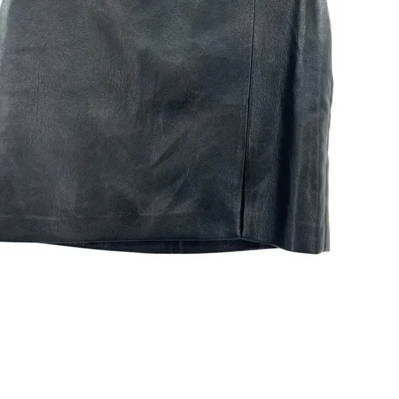Aritzia Wilfred Patio Mini Skirt High-waisted Vegan Leather Black Size 00