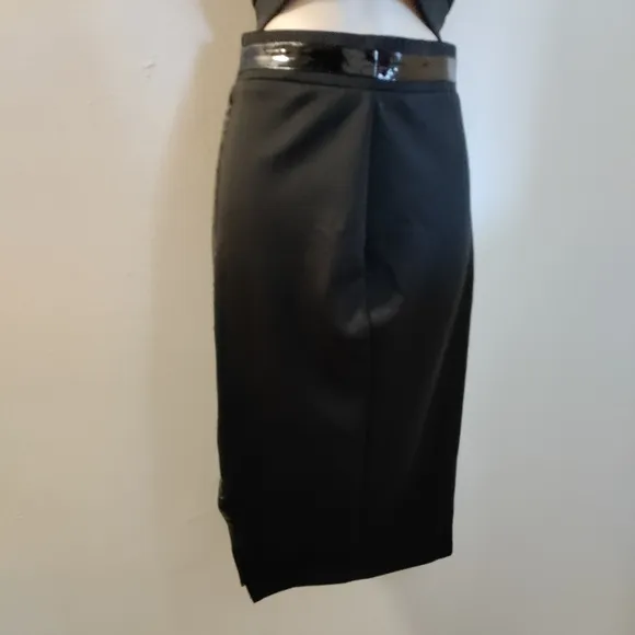 Bebe 2B skirt set