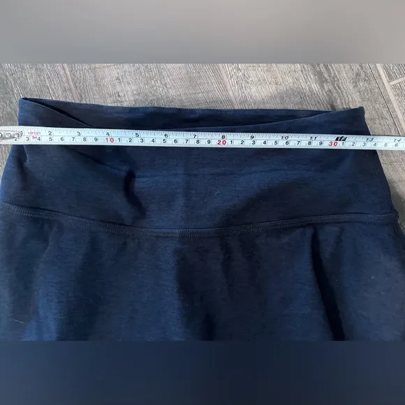Beyond Yoga Spacedye Move‎ it High Waisted Skirt Size Medium Navy Blue