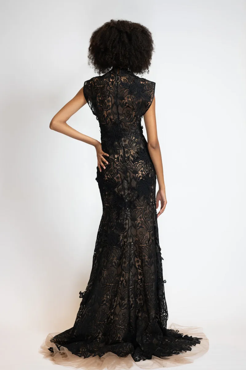 Black Nomad Lace Column Gown with Trumpet Train