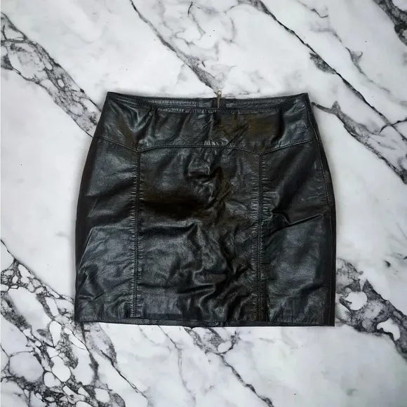 CAPULET 100% Black Leather Zip Up Grunge Goth Lined Mini Skirt