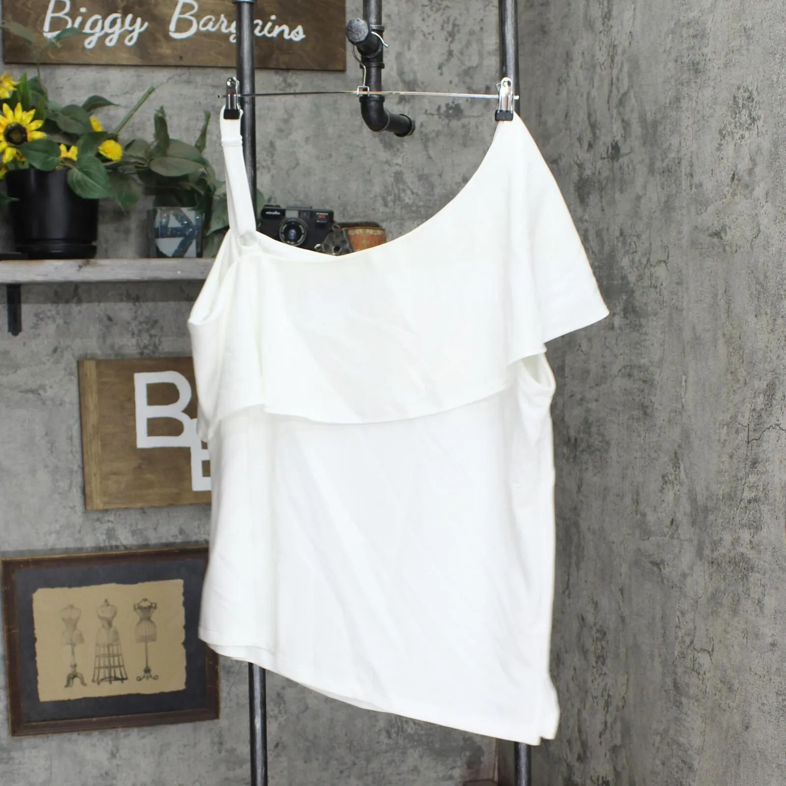 Colleen Lopez Womens Plus Size Asymmetric Off-Shoulder Flounce Top White 3X