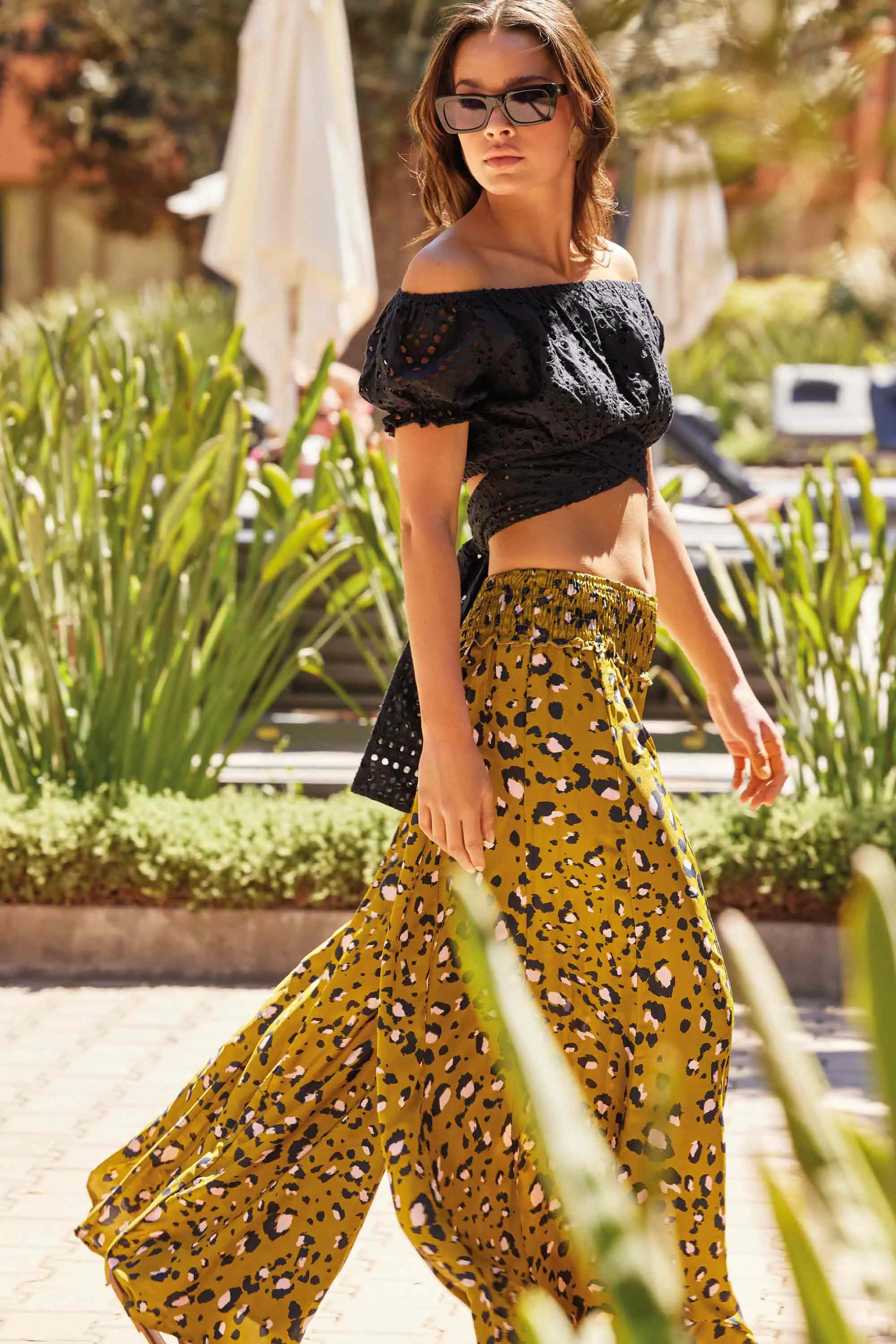 Crop top in pizzo
