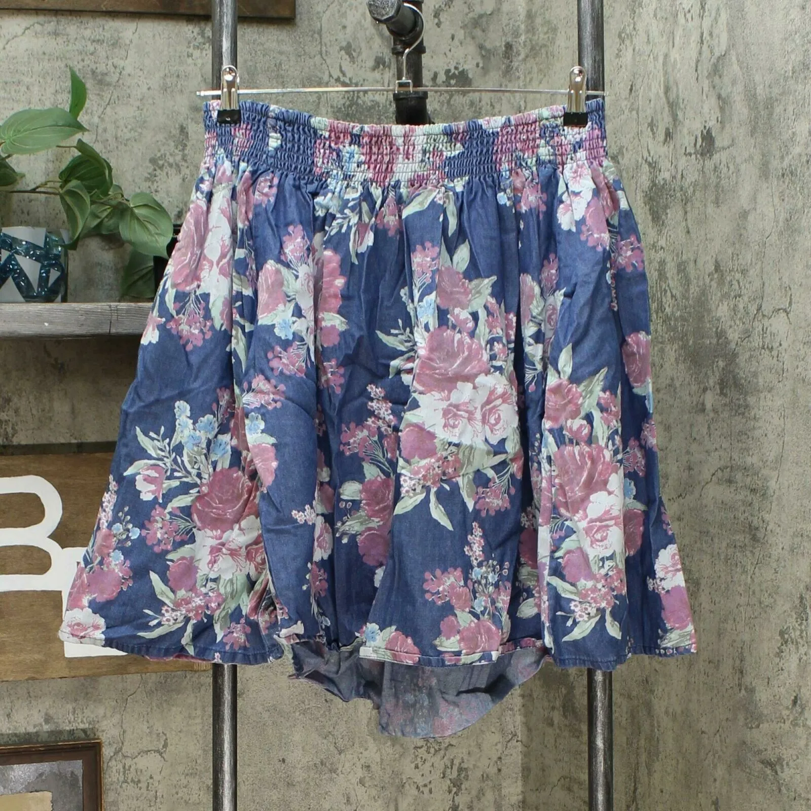 DG2 by Diane Gilman Off the Shoulder Floral SoftCell Top Midtone Large