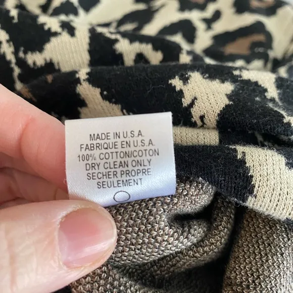 Diane von furstenburg skirt. leopard print.  Purchased almost 20 years ago. Knit