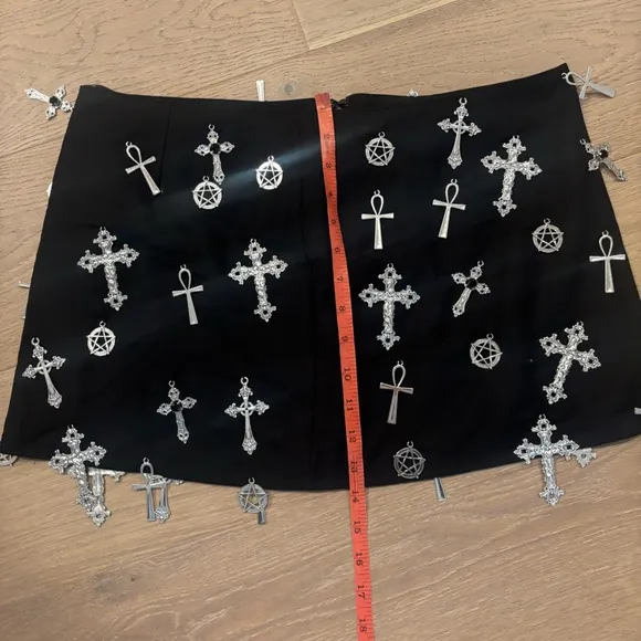 Dolls Kill Idol Worship Mini Skirt Black Gothic Pentagram Cross Charm XL NEW