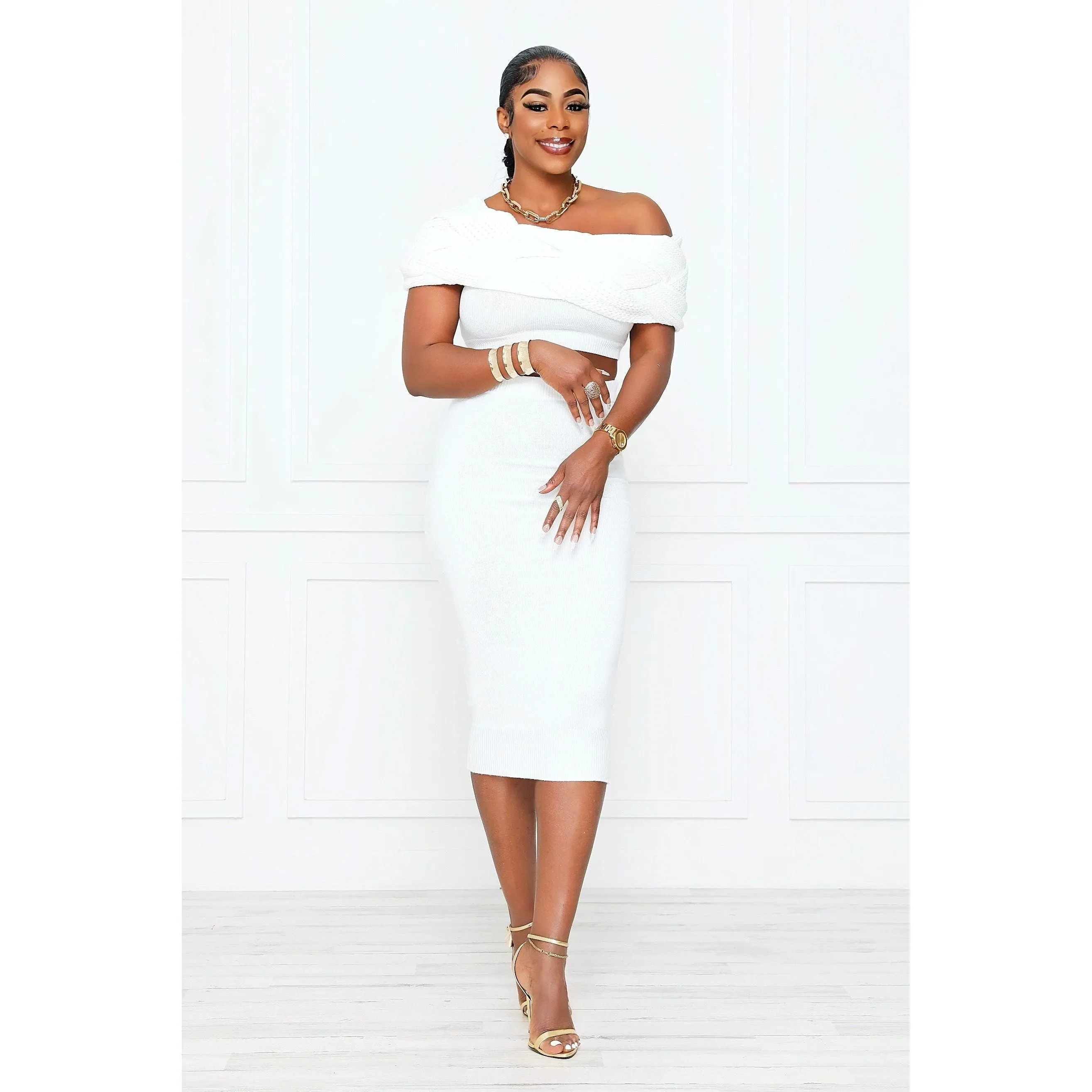 DRAMATIC OFF THE SHOULDER