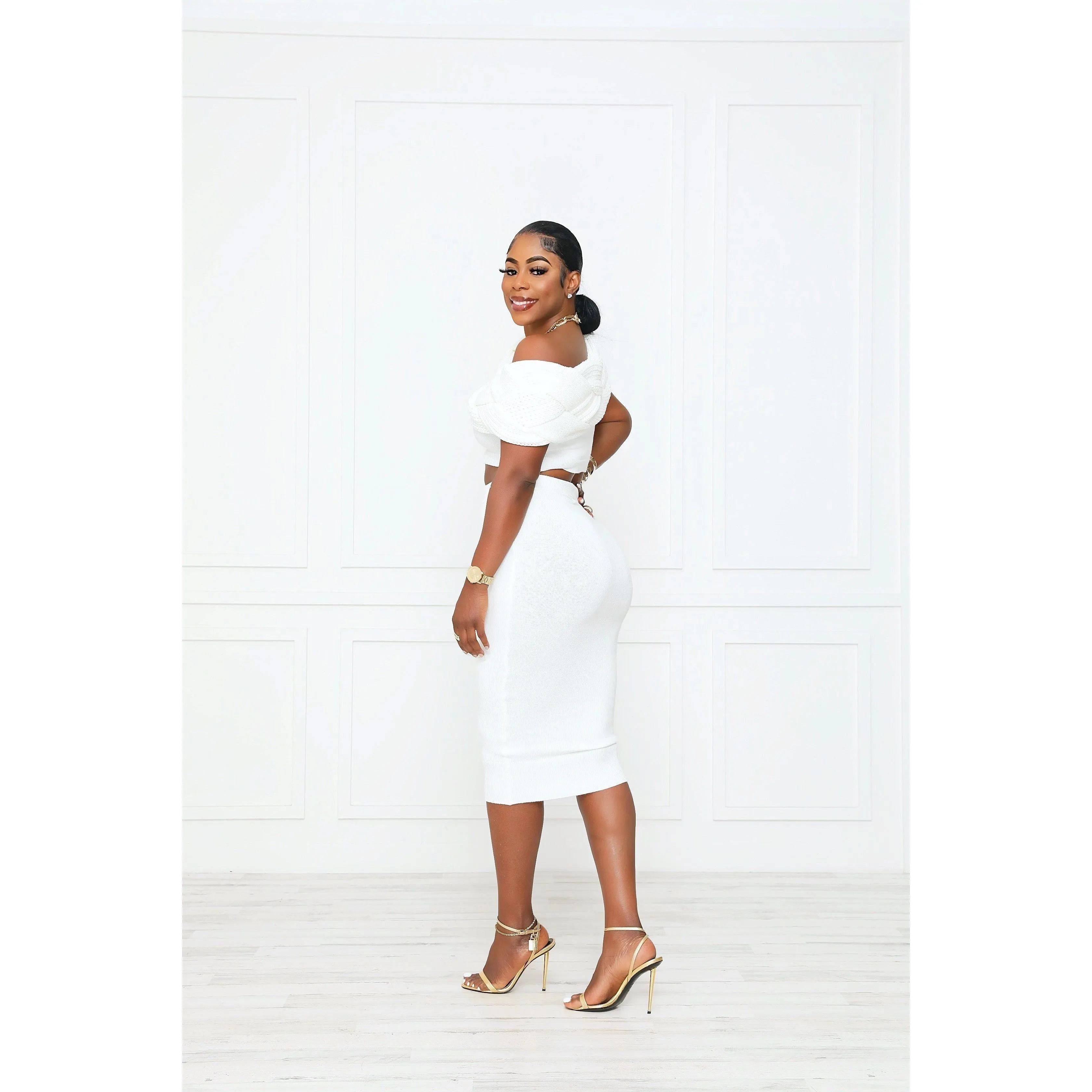 DRAMATIC OFF THE SHOULDER