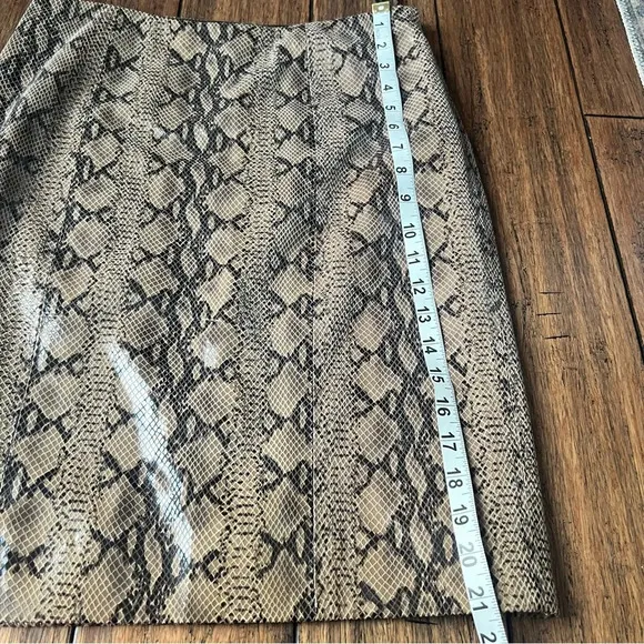 Eccoci Leather Snake Print Pencil Skirt Knee Length 4 Python Animal Lux Classy