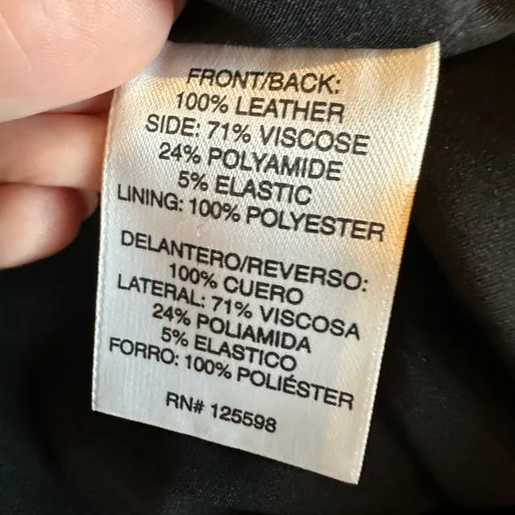 Ellen Tracy 100% Leather Pencil Skirt in size 6