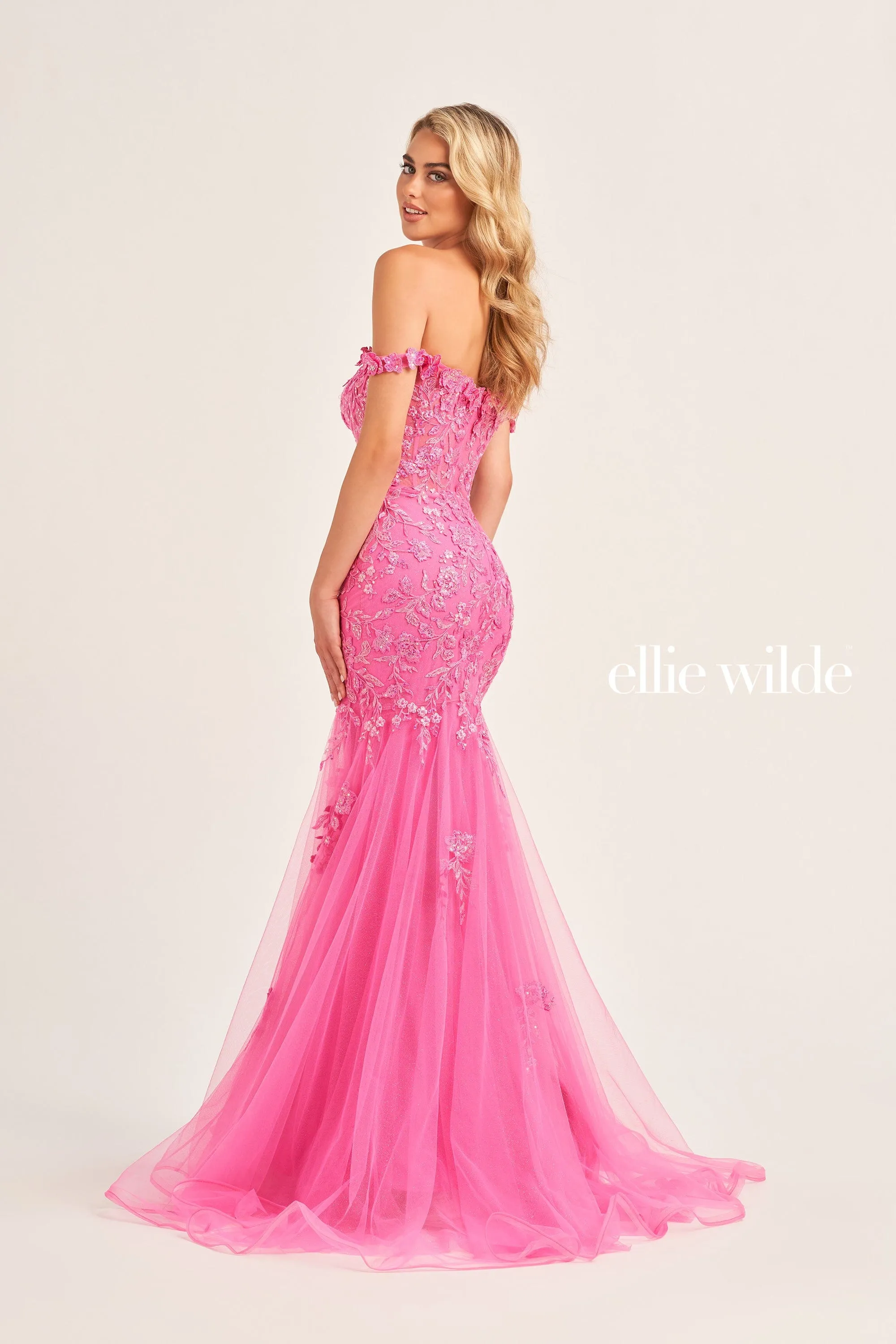 Ellie Wilde: EW35102