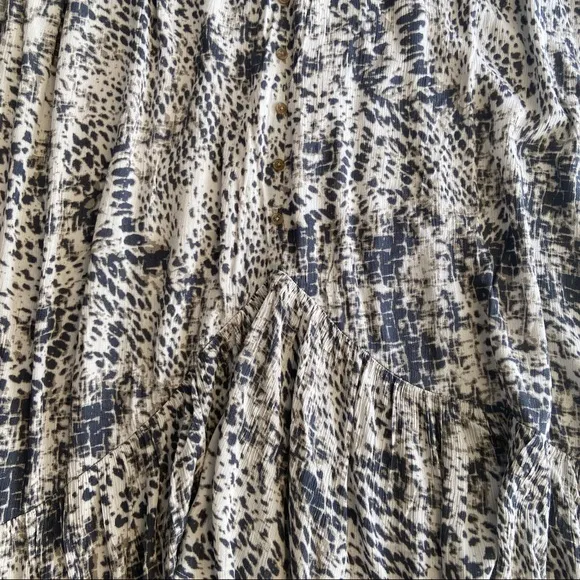 EXPRESS High Waisted Animal Print Maxi Skirt