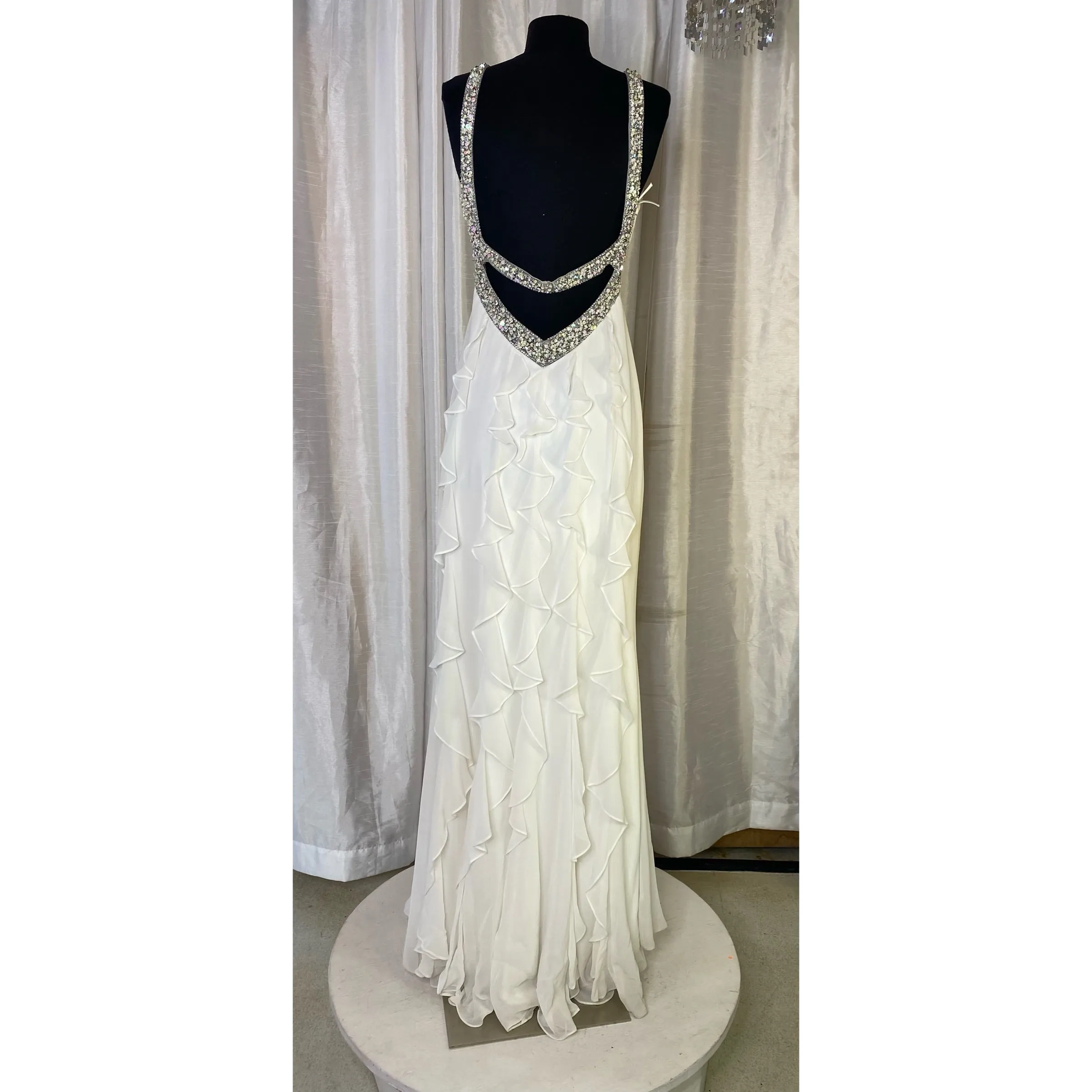 FAVIANA Long Gown White Size 10