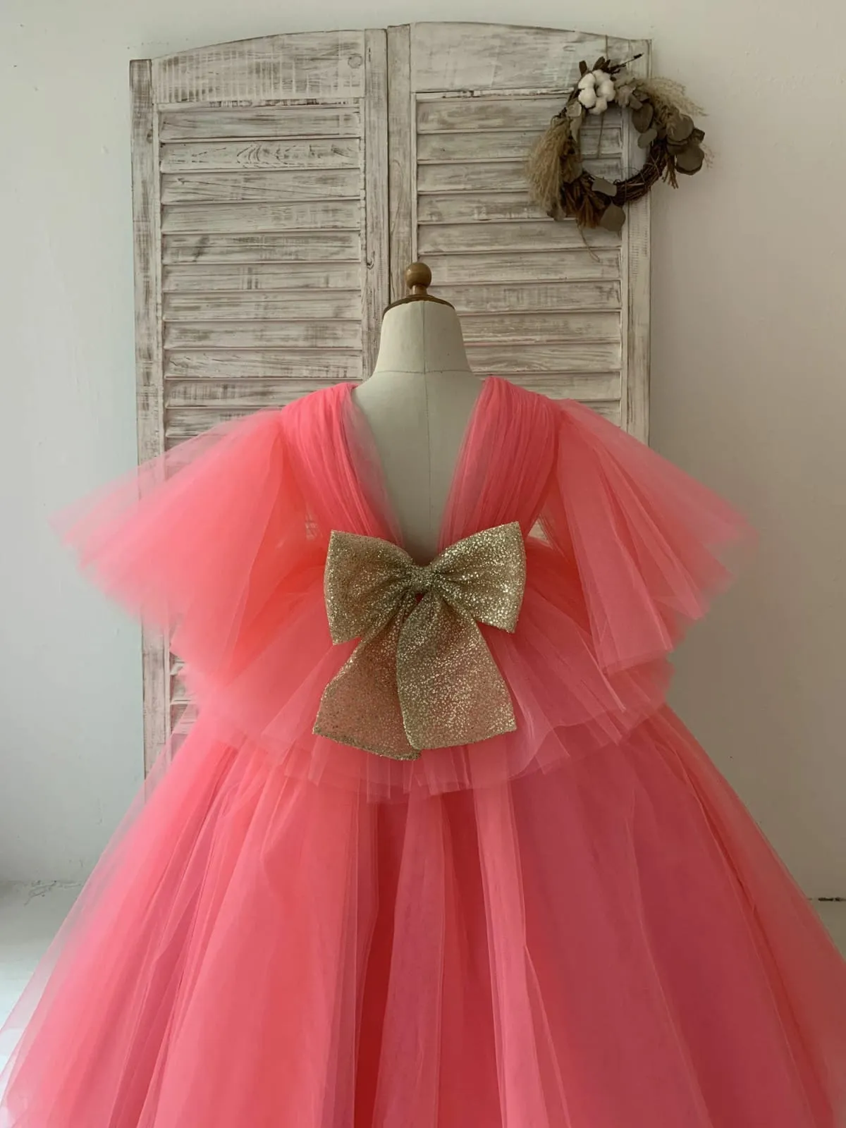 Fluffy Sleeves V Neck Coral Yellow Tulle Wedding Flower Girl Dress Kids Party