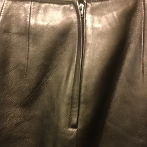LAMBSKIN CROFT &amp; BARROWS BLACK SKIRT SZ 12.