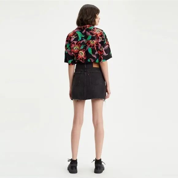 LEVI’s Deconstructed Mini Skirt Ill-Fated Black, Small