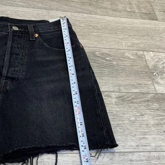 LEVI’s Deconstructed Mini Skirt Ill-Fated Black, Small