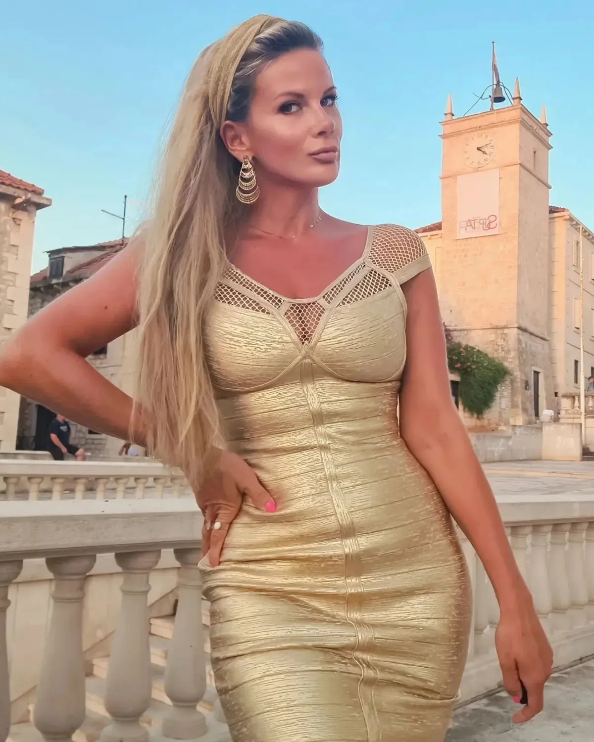 Metallic Bandage Mesh Cocktail Dress