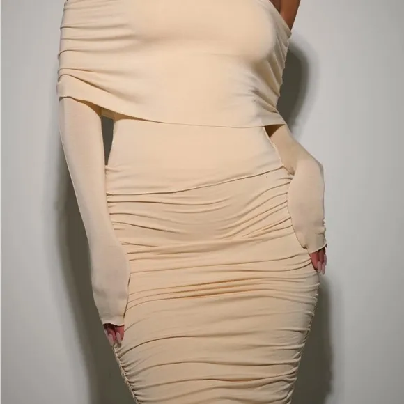 Naked Wardrobe Ruched Energy Maxi Skirt in Oatmeal