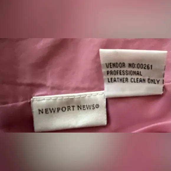 Newport News Women’s Pink 100% Leather Skirt size 14