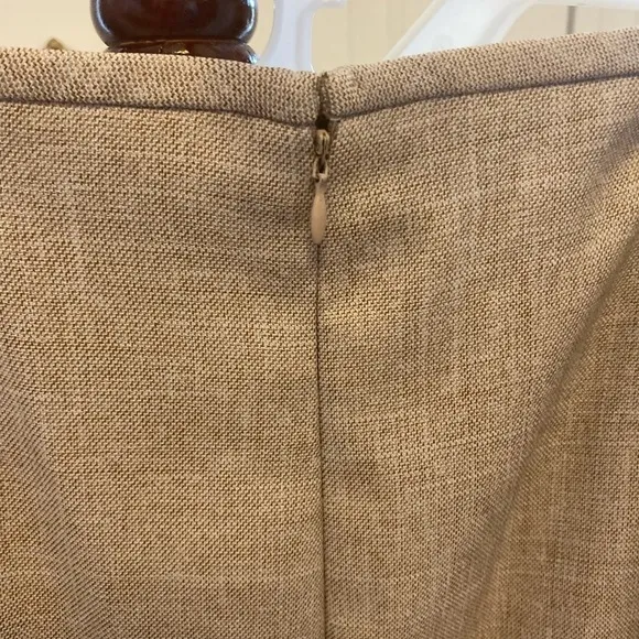 NWOT ISABELLA TAN 2 PIECE SKIRT SUIT SIZE 29W