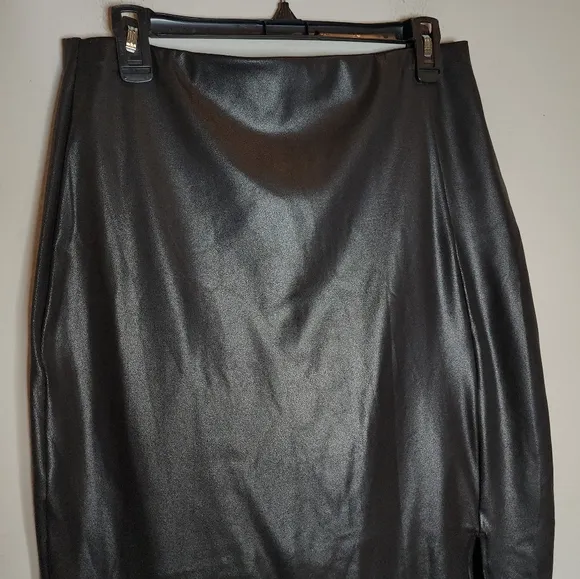 NWT Popilush Shapewear Sculpting Black Faux Leather Front Slit Midi Skirt 14/16