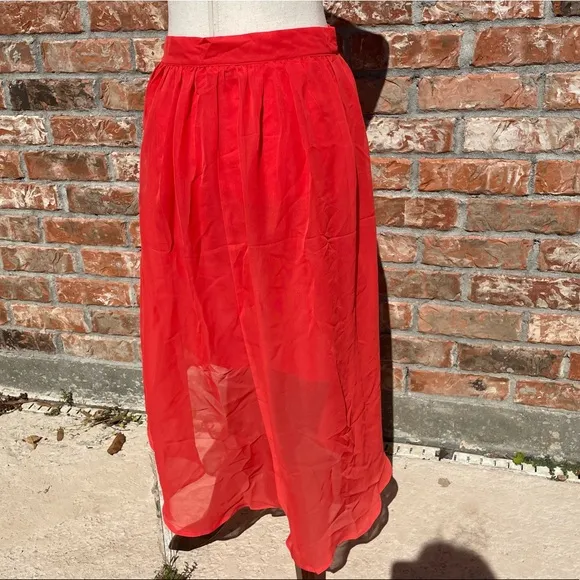 NWT Romeo &amp; Juliet Couture 2 layer red high-low skirt / M