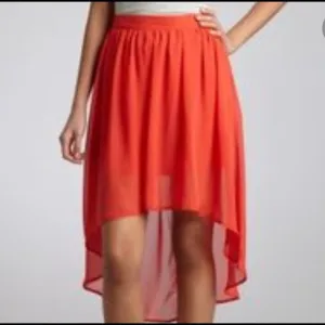 NWT Romeo &amp; Juliet Couture 2 layer red high-low skirt / M