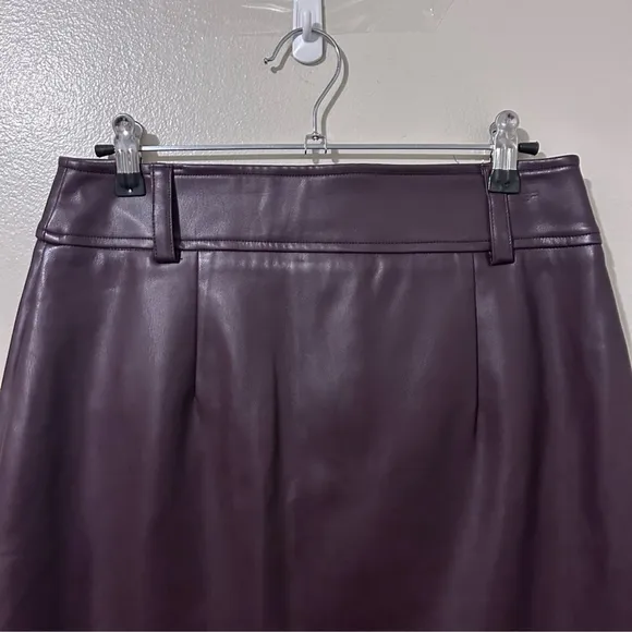 NWT SUNCOO Paris Dark Brown Faux Leather Skirt SUNCOO Size T1 Small