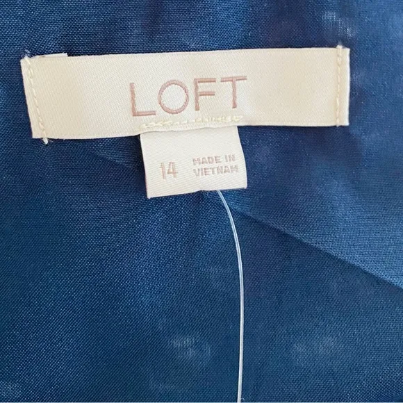 PLUS Loft NWT Blue &amp; White Embroidered Floral Eyelet Scallop Hem Skirt Size 14