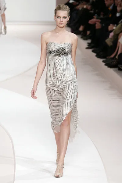 Pretty Spring 2009 Valentino Runway Strapless Dotted Silk w Front Detailing