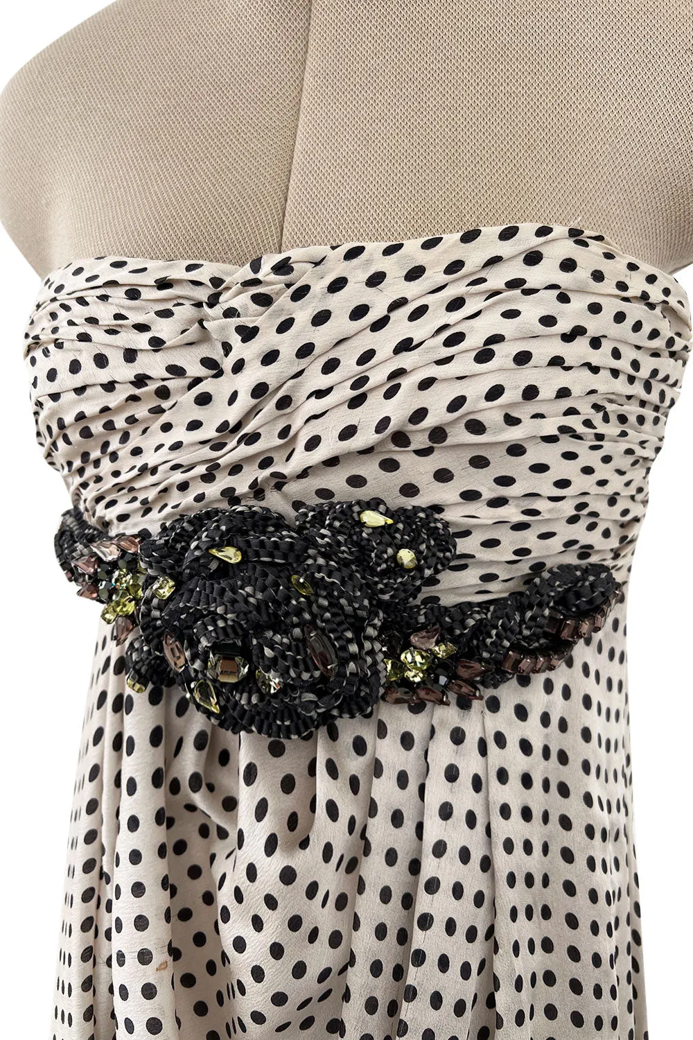 Pretty Spring 2009 Valentino Runway Strapless Dotted Silk w Front Detailing