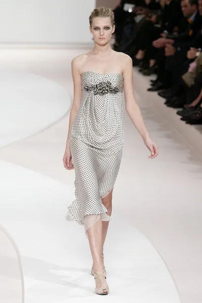 Pretty Spring 2009 Valentino Runway Strapless Dotted Silk w Front Detailing