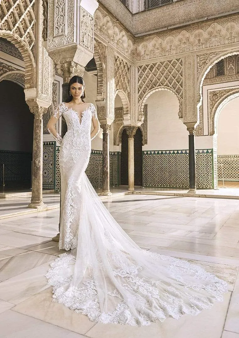 Pronovias Privee: Alkatif