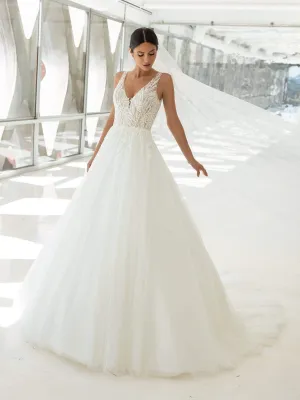 Pronovias: V-2104