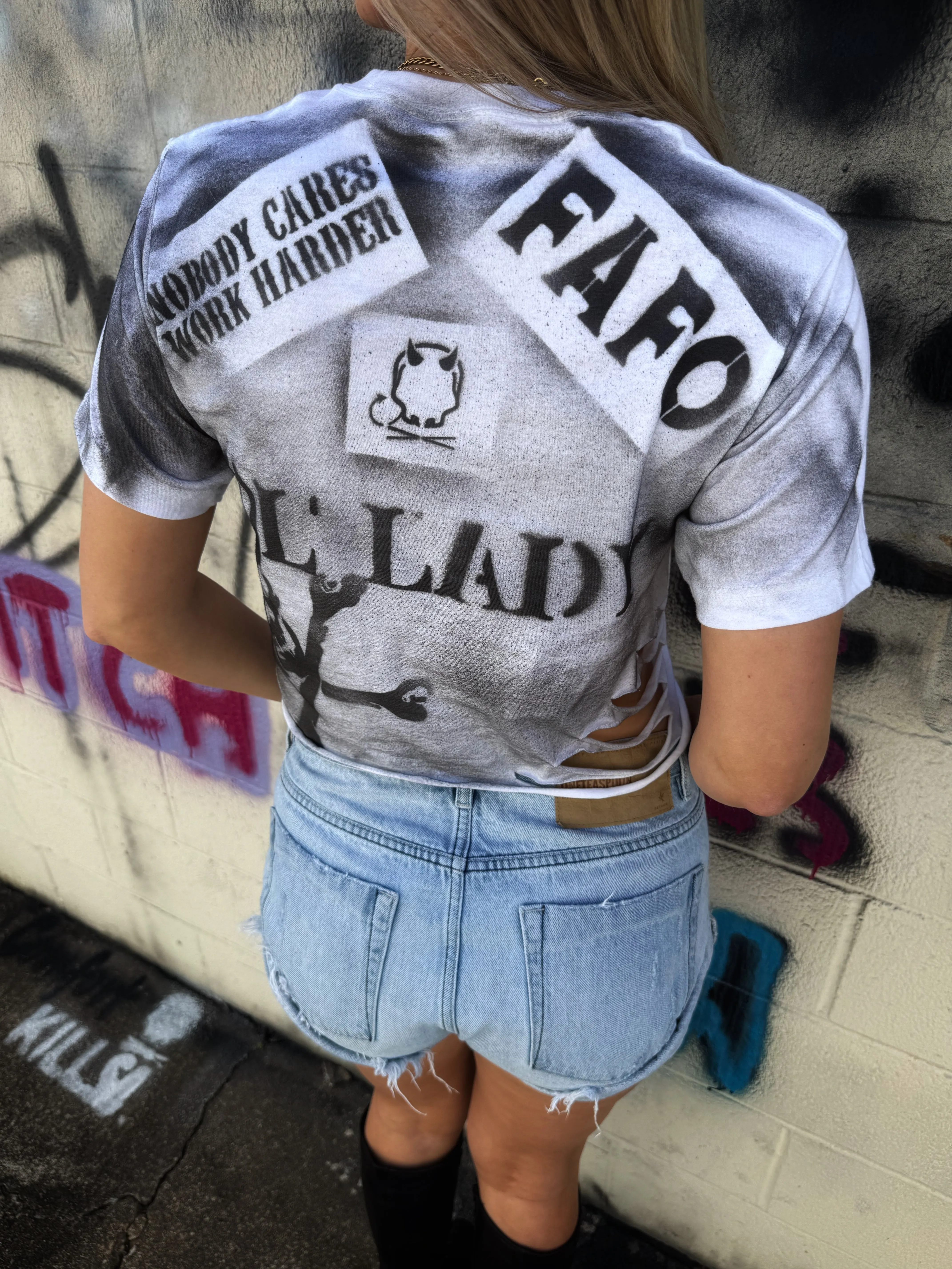 PUNK DESIGN BLAST WHITE CROP TOP