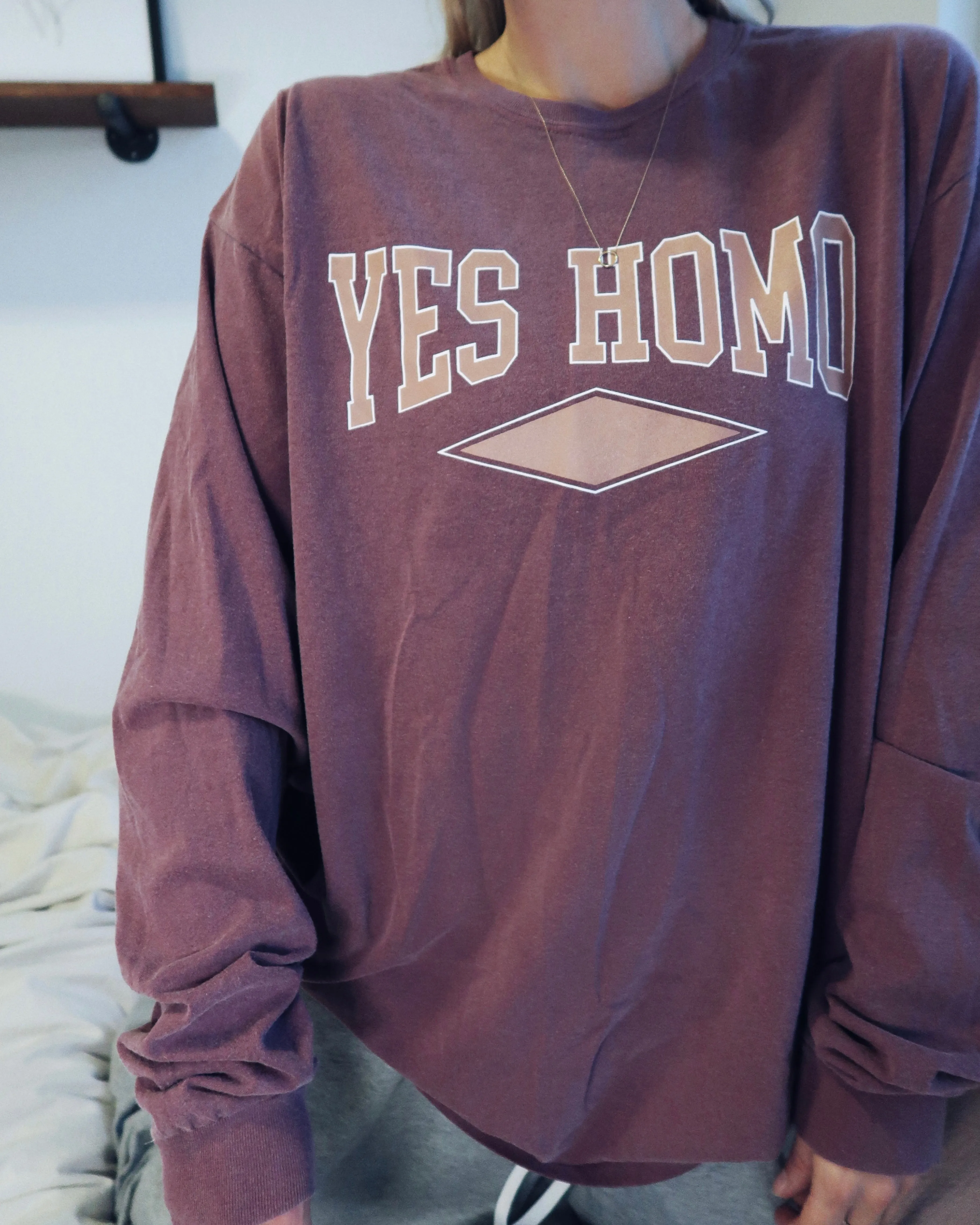 "YES HOMO" OVERSIZED LONG SLEEVE (Wine)