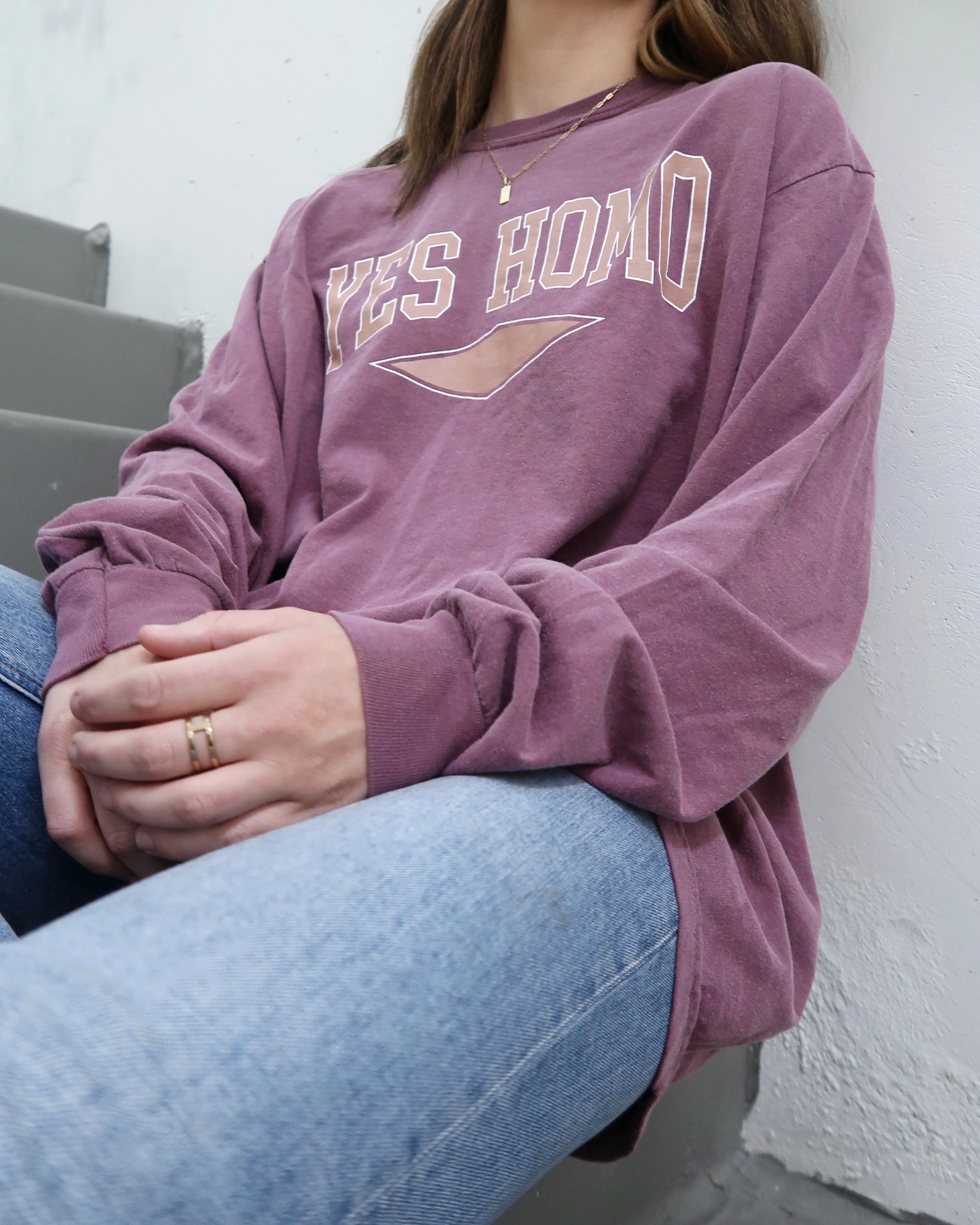 "YES HOMO" OVERSIZED LONG SLEEVE (Wine)