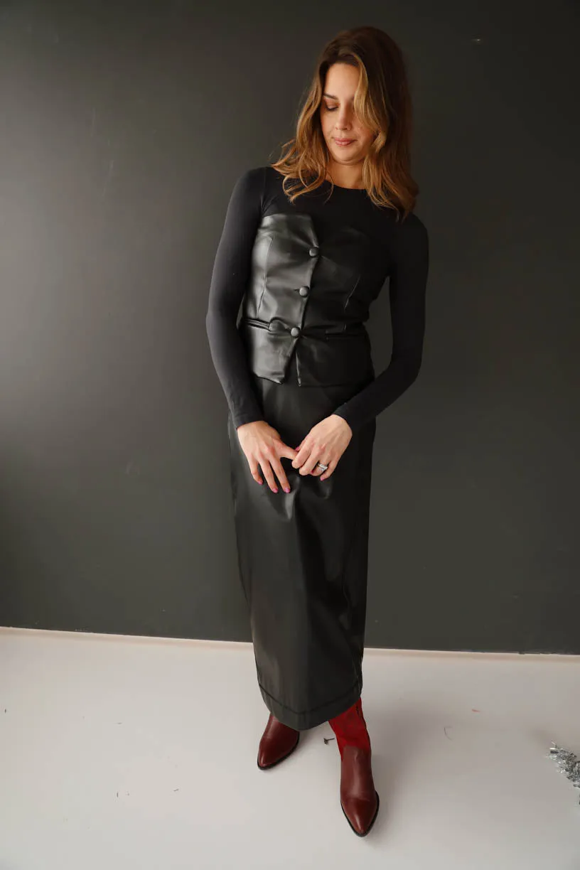 Rae: Vegan Leather Skirt